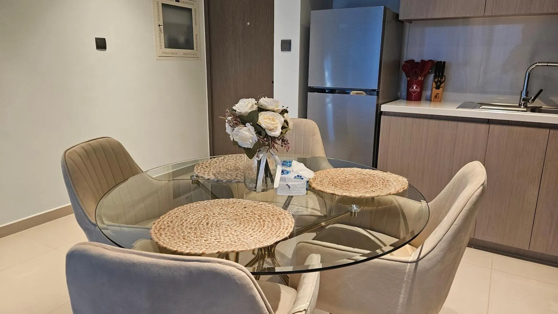Appartamento Mh - Act One Act Two - 1Bhk - Ref404 Dubai