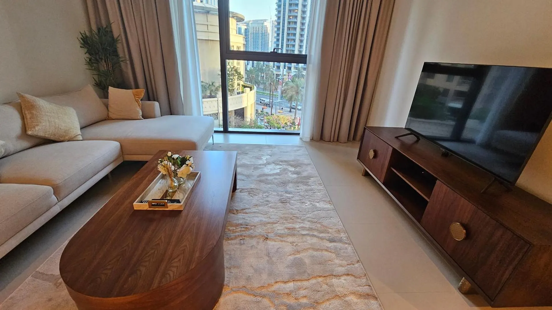 Mh - Act One Act Two - 1Bhk - Ref404 Apartment Dubai 0*,  United Arab Emirates