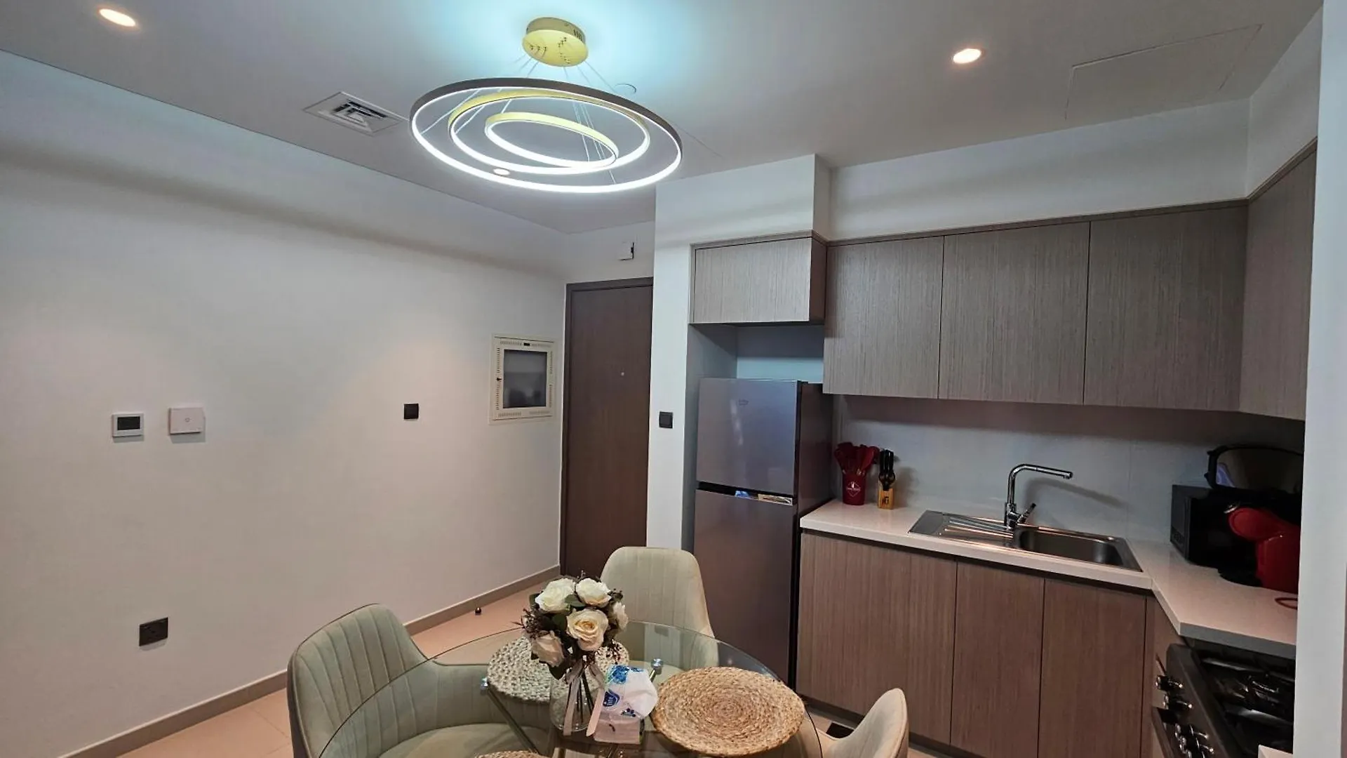 Mh - Act One Act Two - 1Bhk - Ref404 Apartment Dubai United Arab Emirates